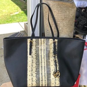 Michaels Kors purse with matching wallet